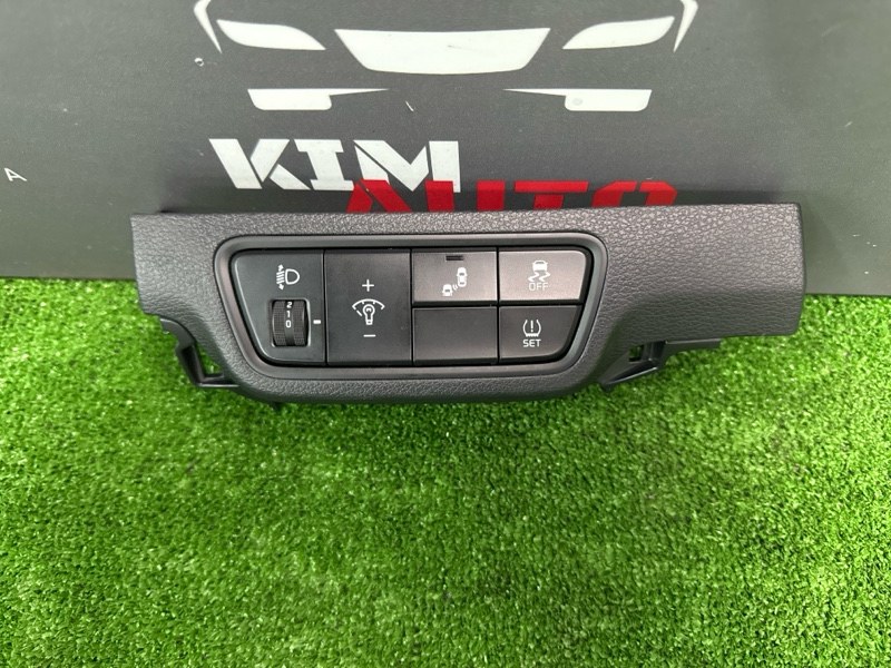 Блок кнопок Kia Cerato 4 2019 BD
