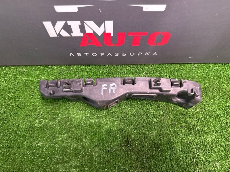 Кронштейн бампера Kia Cerato 4 2019 BD