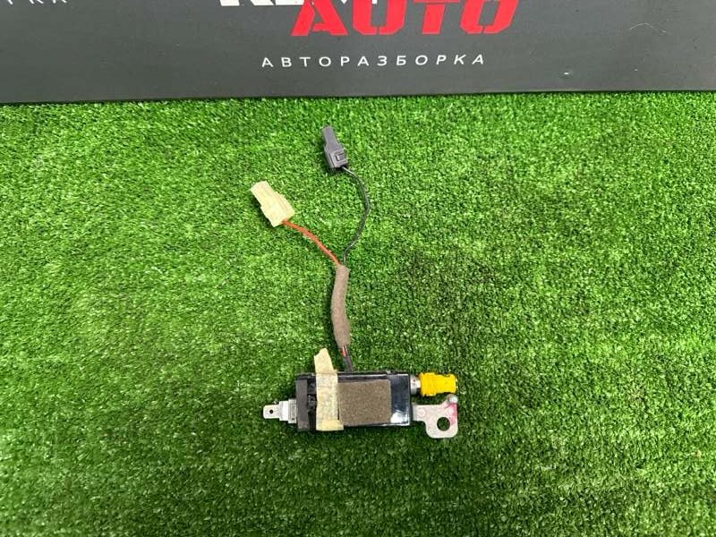 Усилитель антенны Kia Cerato 4 2019 BD