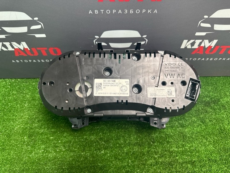 Комбинация приборов Skoda Octavia 2018 A7