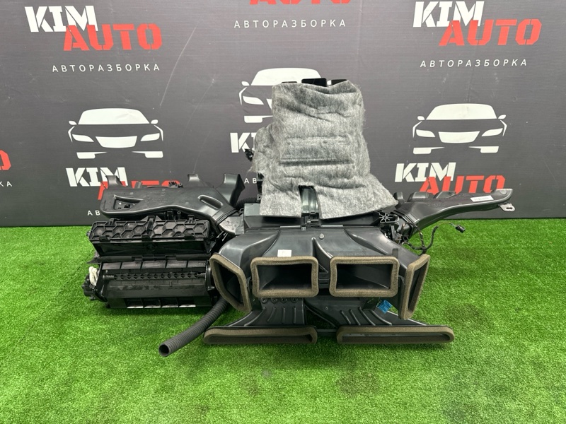 Отопитель в сборе Skoda Octavia 2018 A7