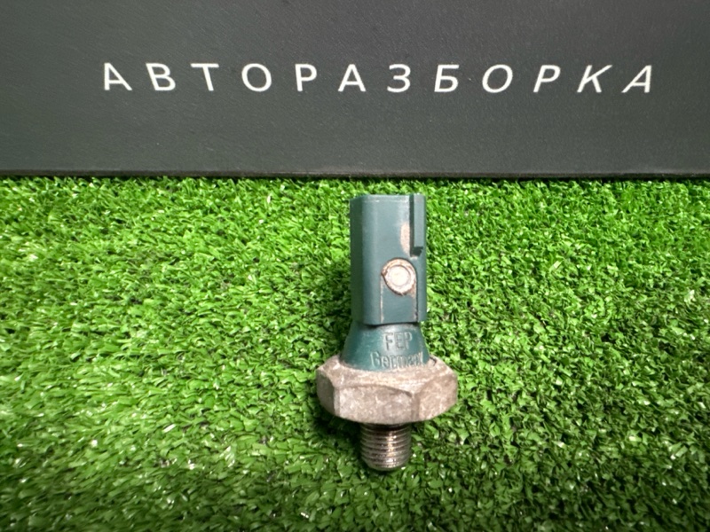 Датчик давления масла ДВС Skoda Octavia 2018 A7