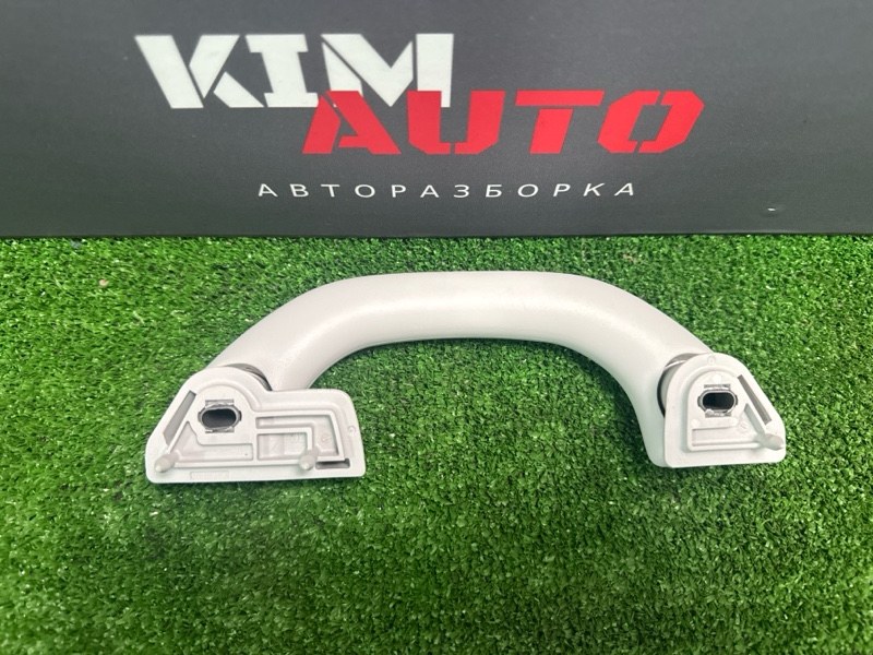 Ручка салонная потолка Skoda Fabia 2 2011