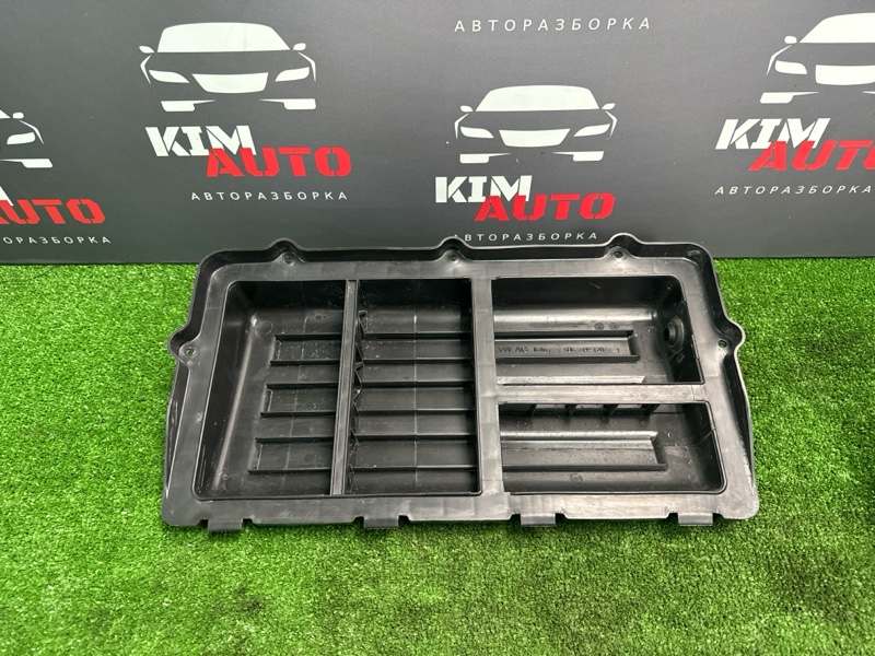 Корпус воздушного фильтра Skoda Fabia 2 2011