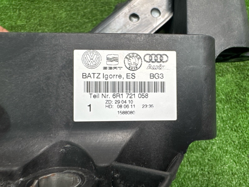 Педаль тормоза Skoda Fabia 2 2011