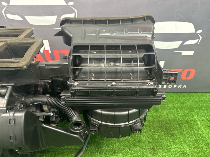 Печка Отопитель в сборе Hyundai i30 2012 SW
