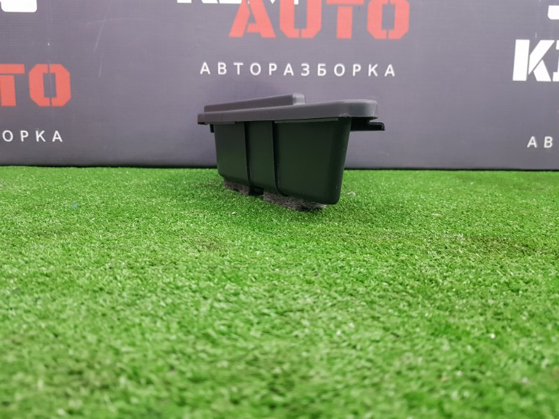 Ящик багажного отсека Hyundai i30 2012 SW
