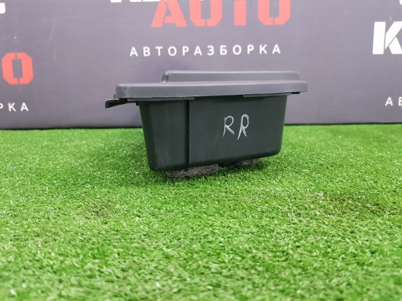 Ящик багажного отсека Hyundai i30 2012 SW