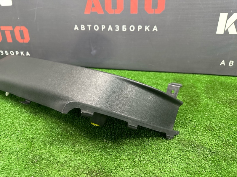 Обшивка стойки нижняя Hyundai i30 2012 SW