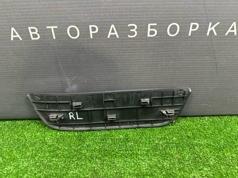 Накладка порога внутренняя Hyundai i30 2012 SW