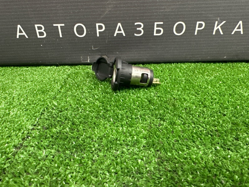 Розетка 12V Hyundai i30 2012 SW