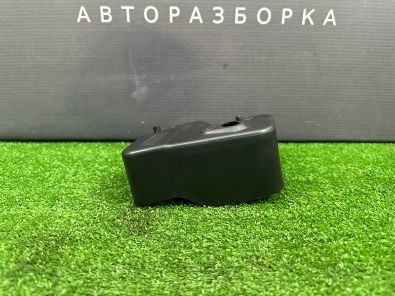 Демпфер двери Hyundai i30 2012 SW