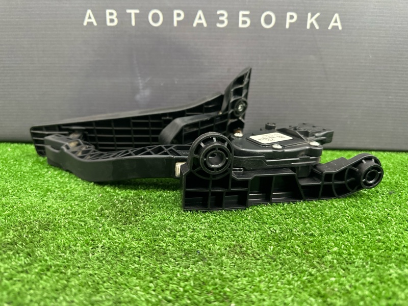 Педаль газа электронная Hyundai i30 2012 SW