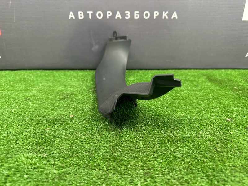 Накладка крышки багажника Hyundai i30 2012 SW