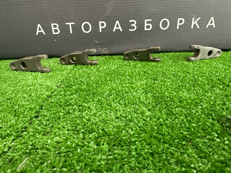 Крепление топливной форсунки Hyundai i30 2012 SW