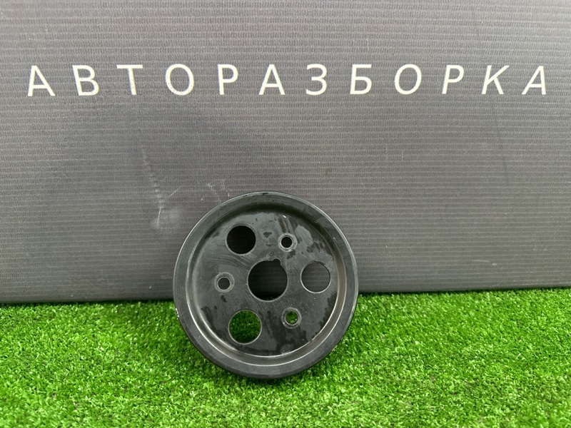 Шкив помпы Hyundai i30 2012 SW