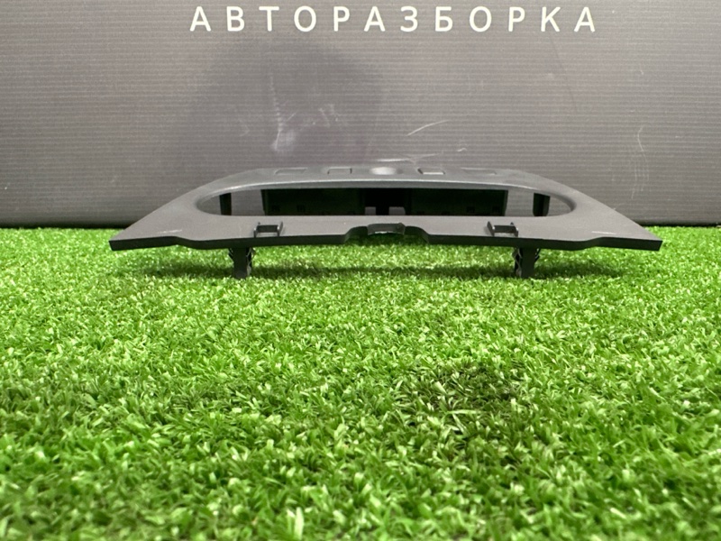 Накладка блока кондиционера Renault Logan 2014