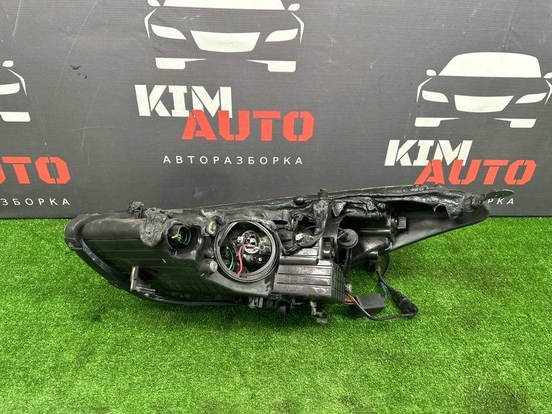 Фара на запчасти Hyundai i30 2012 SW