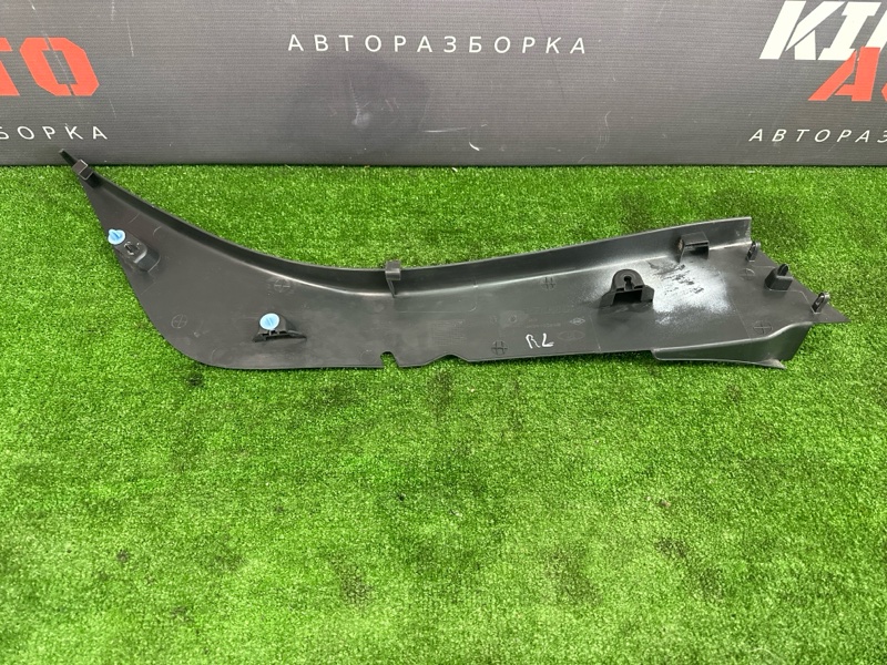 Обшивка стойки Renault Logan 2014
