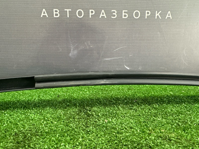 Направляющая стекла двери Renault Logan 2014