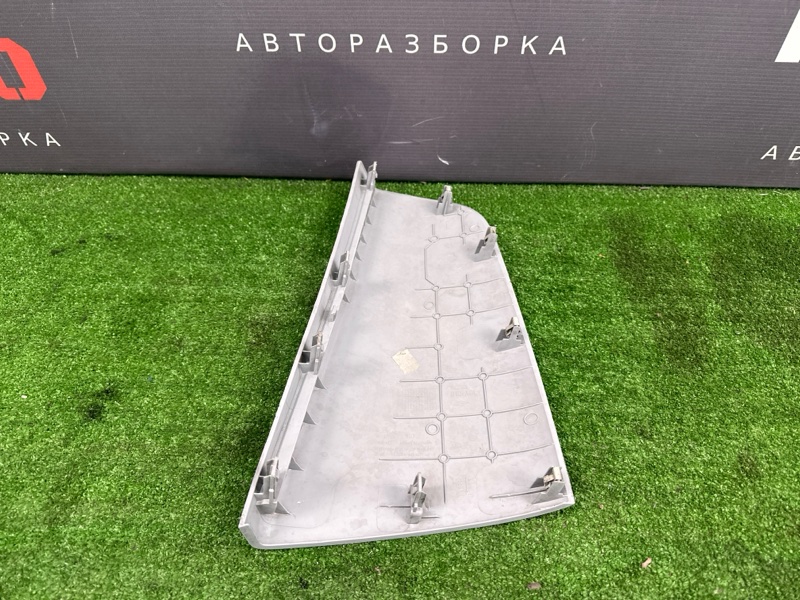 Накладка торпедо верхняя Renault Logan 2014