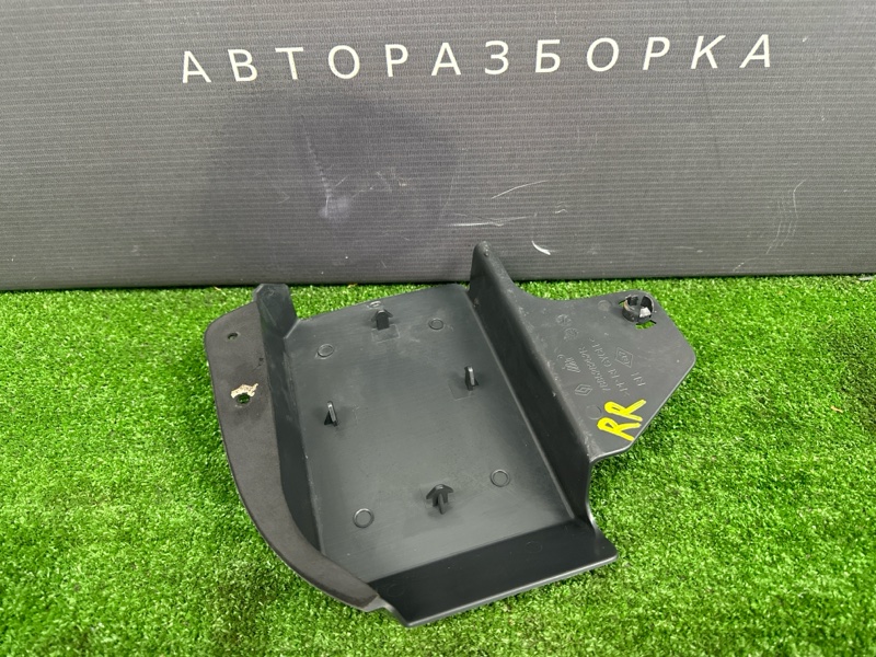 Кронштейн Renault Logan 2014