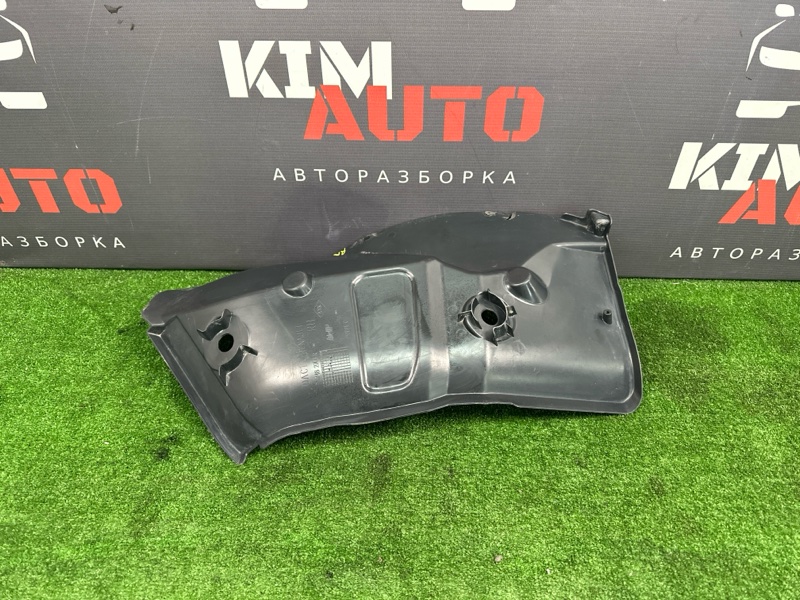 Подкрылок Renault Logan 2014