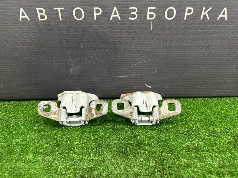 Петли двери Renault Logan 2014