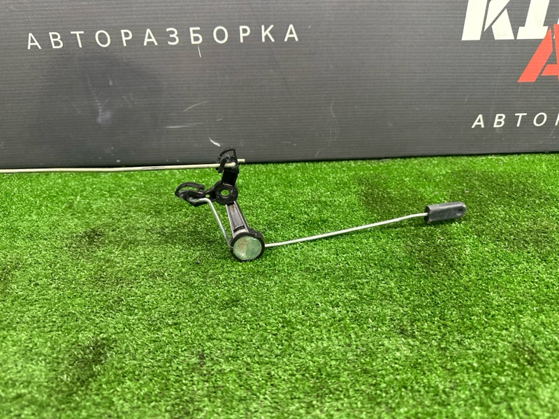 Замок двери Renault Logan 2014