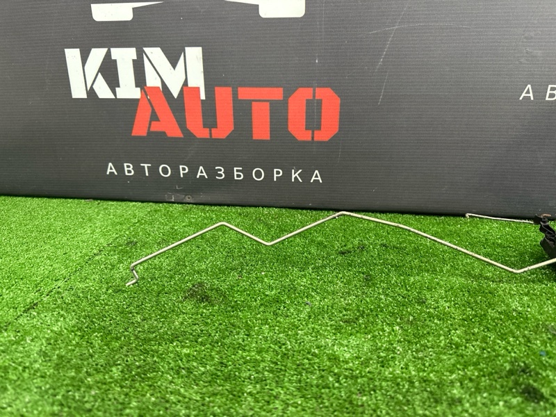 Замок двери Renault Logan 2014