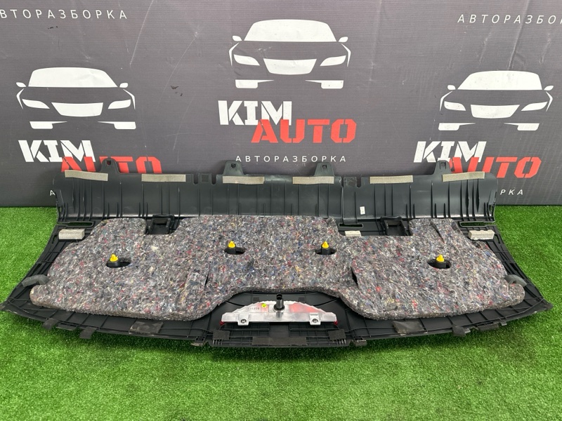Задняя полка с дополнительным стоп сигналом Kia Rio 3 2017 QB