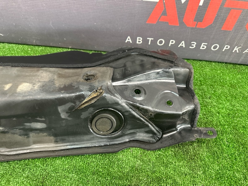Щиток водоотводящий (под дворниками) Kia Rio 3 2017 QB