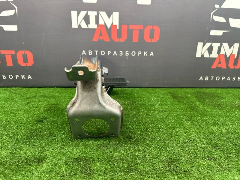 Педаль тормоза АКПП Kia Rio 3 2017 QB