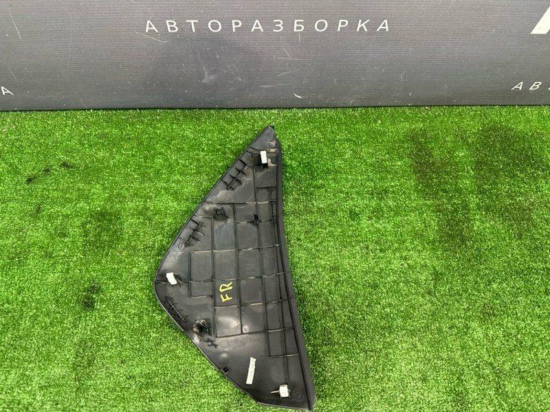 Накладка торпедо боковая Kia Rio 3 2017 QB