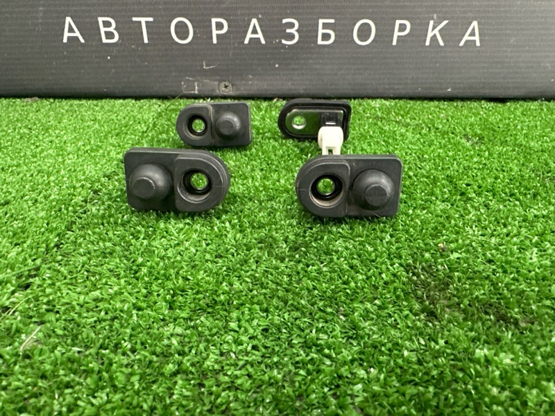 Концевик двери Kia Rio 3 2017 QB