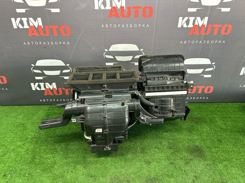 Печка Отопитель в сборе Kia Ceed 1 HB 2011 ED