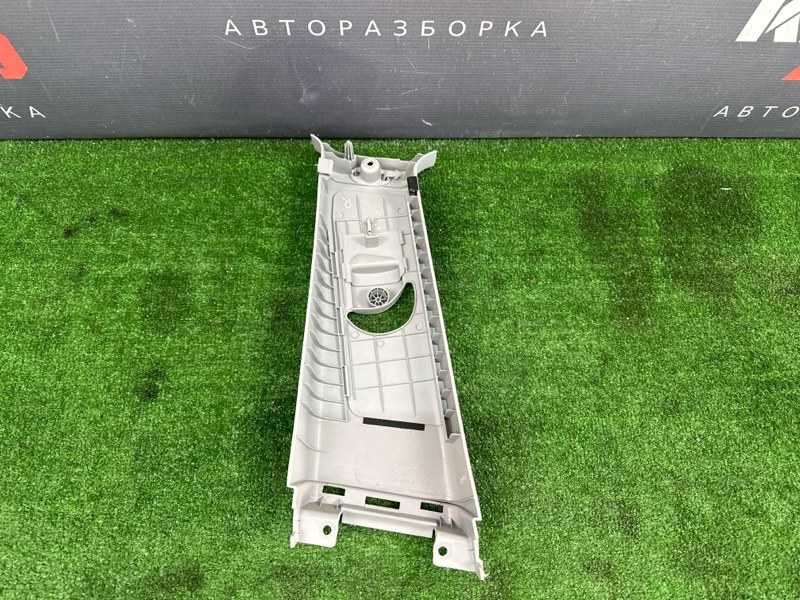 Накладка центральной стойки верхняя Kia Ceed 1 HB 2011 ED