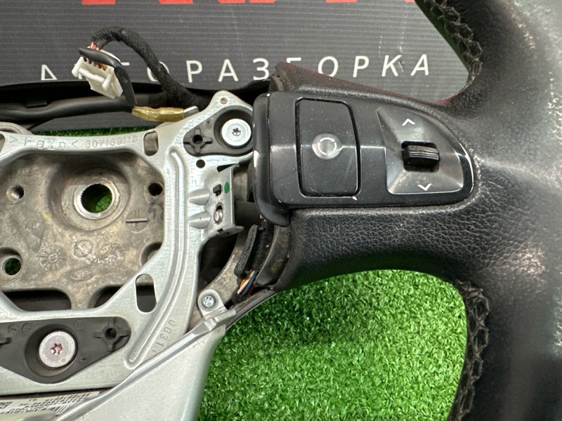 Руль кожаный с кнопками Kia Ceed 1 HB 2011 ED