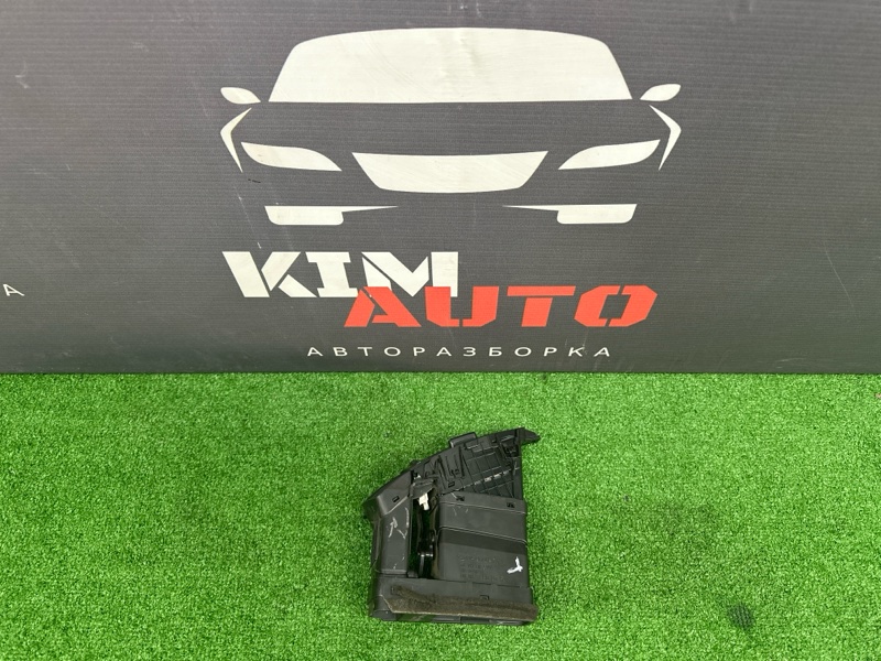 Дефлектор отопителя центральный Kia Ceed 1 HB 2011 ED