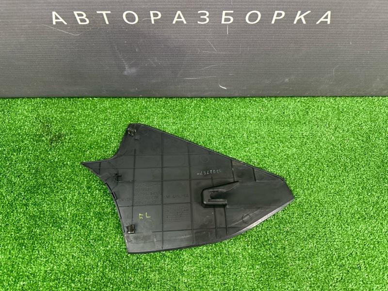 Накладка центральной консоли Kia Ceed 1 HB 2011 ED