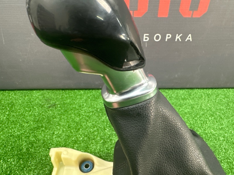 Кулиса МКПП с кожухом и ручкой Kia Ceed 1 HB 2011 ED