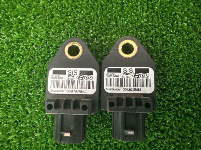 Датчик удара Air Bag Kia Ceed 1 HB 2011 ED