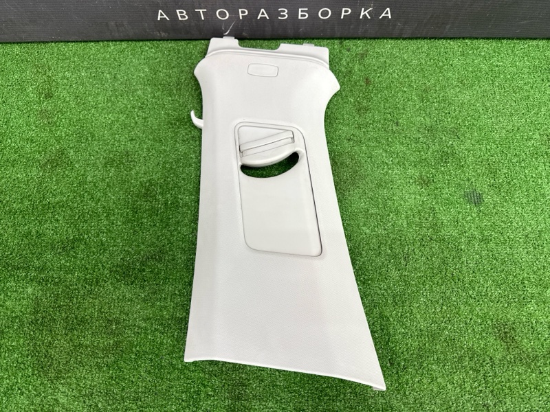 Накладка центральной стойки верхняя Skoda Rapid 2016