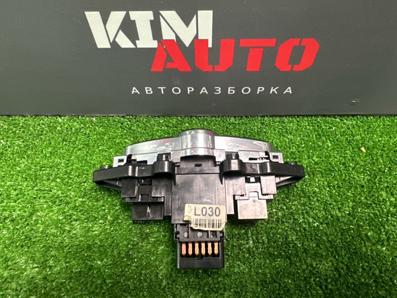 Блок кнопок центральной консоли Hyundai Solaris 1 2011 HB