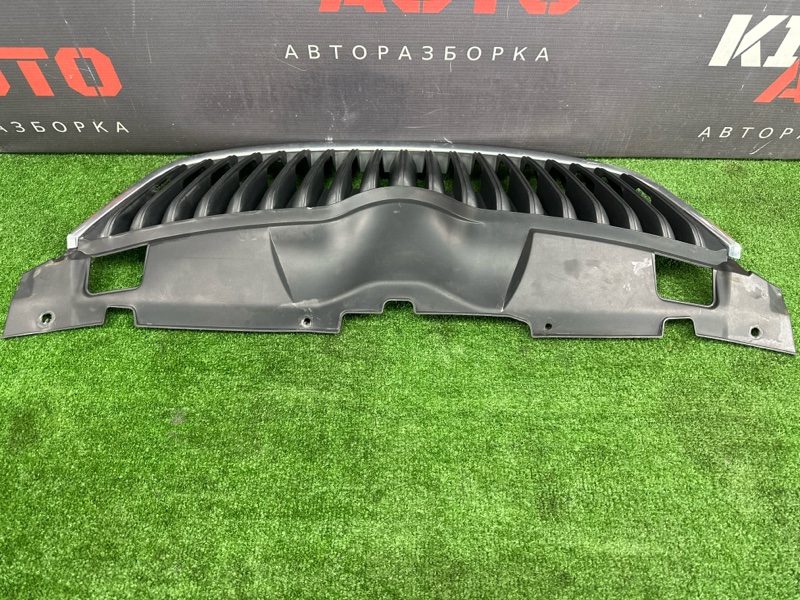 Решетка радиатора Skoda Fabia 2 2011 HB