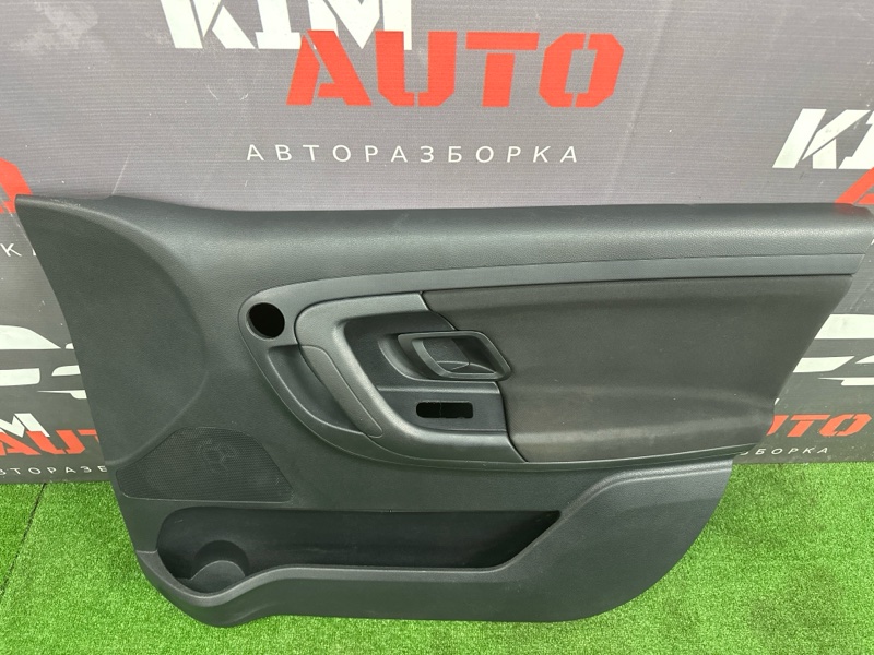 Обшивка двери Skoda Fabia 2 2011 HB