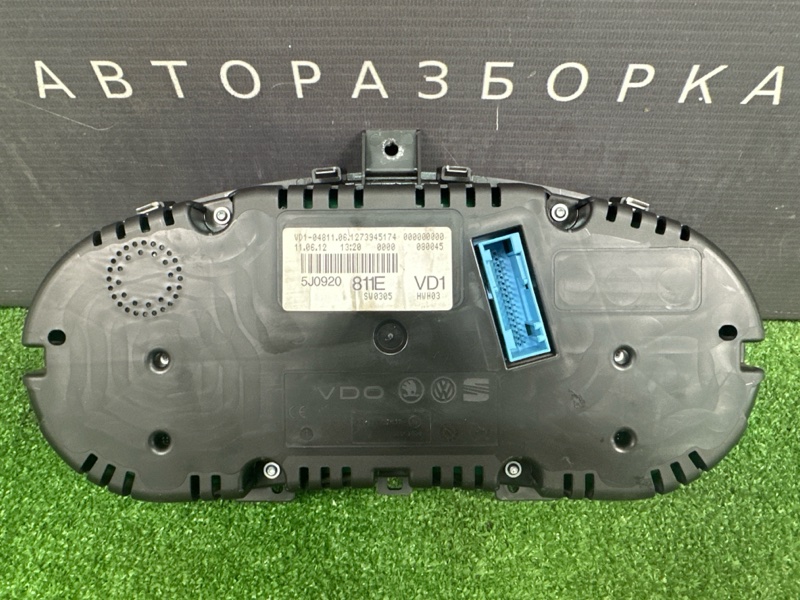 Панель приборов Skoda Fabia 2 2011 HB