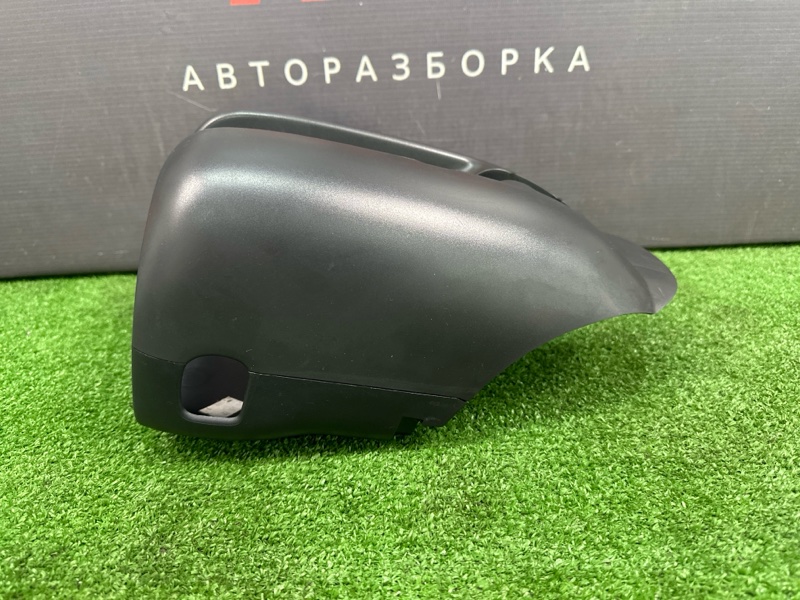 Кожух рулевой колонки Skoda Fabia 2 2011 HB