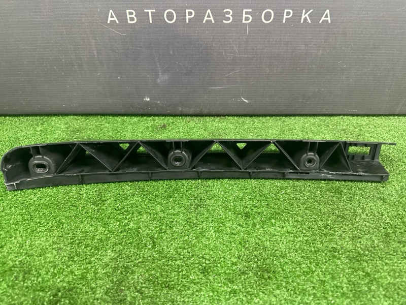Кронштейн заднего бампера Skoda Fabia 2 2011 HB