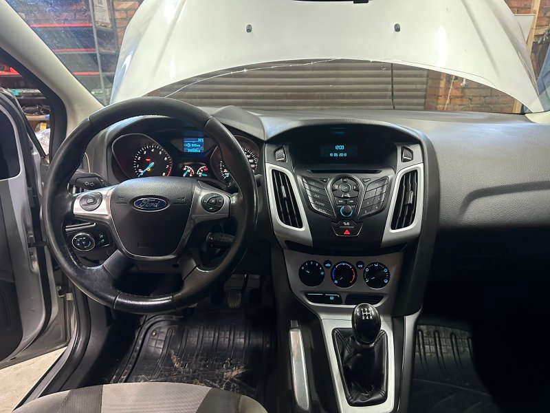 Стойка стабилизатора Ford Focus 3 2013